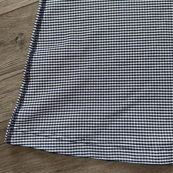 Women's Lululemon Navy Blue and White Checkered Tank Top - Picture 2 of 5